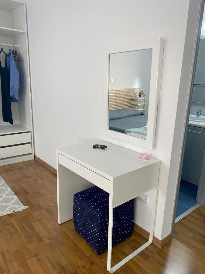Lovely Studio Apartment In Pafos Eksteriør billede