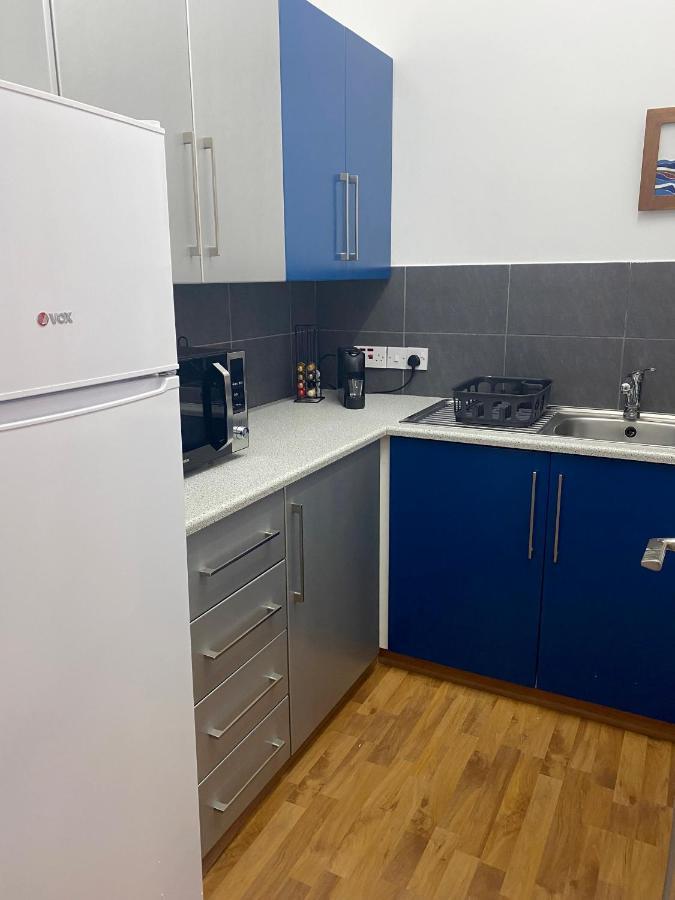 Lovely Studio Apartment In Pafos Eksteriør billede