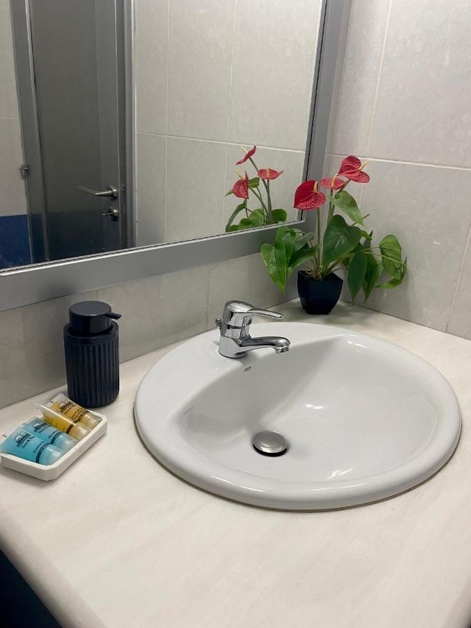 Lovely Studio Apartment In Pafos Eksteriør billede